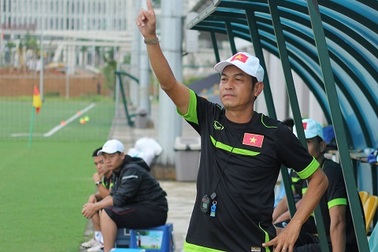 HLV Đinh Thế Nam: “U16 Việt Nam ngang cơ Australia”