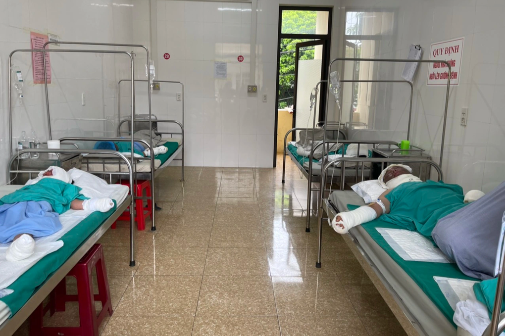 Hỏa hoạn tại đám tang, 4 người trong một gia đình bỏng nặng - 1 Hỏa hoạn tại đám tang, 4 người trong một gia đình bỏng nặng - 1