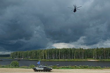 Quân đội các nước hào hứng tranh tài tại Nga