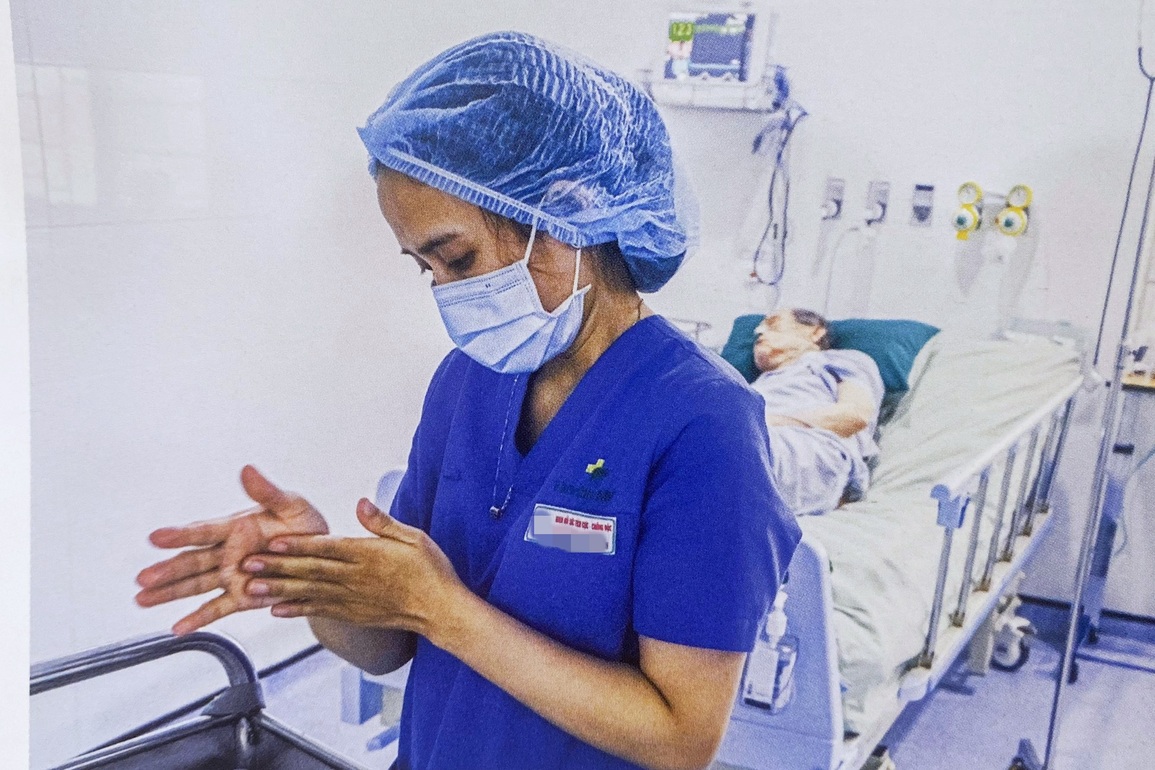 Buồn tủi nghề điều dưỡng Việt Nam: Bị xem như osin, giúp việc cho bác sĩ - 2 Buồn tủi nghề điều dưỡng Việt Nam: Bị xem như osin, giúp việc cho bác sĩ - 2