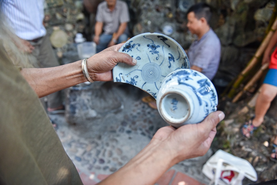 Độc nhất vô nhị ngôi nhà gắn hơn 10.000 bát, đĩa cổ ở Vĩnh Phúc - 8