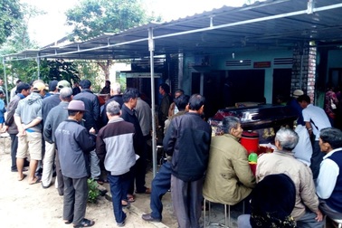 Đi đánh cá trong đêm, hai mẹ con chết đuối do lật thuyền