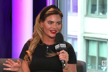 Megan Barton Hanson xinh đẹp và quyến rũ