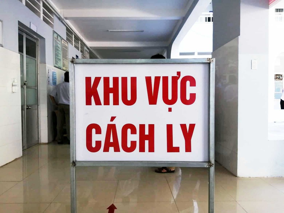 Nhiều người nhập cảnh bằng đường biển: Âm tính lần 1 với SARS-CoV-2 - 1 Nhiều người nhập cảnh bằng đường biển: Âm tính lần 1 với SARS-CoV-2 - 1