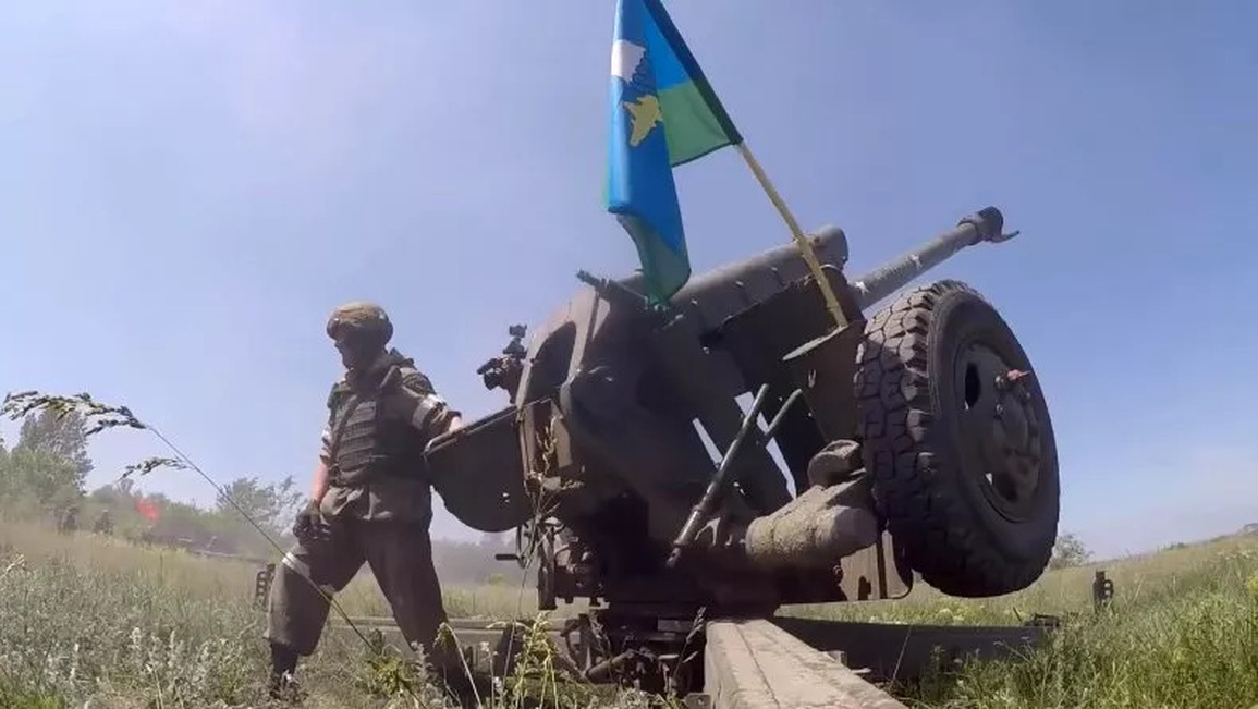 Nga tuyên bố phá hủy hơn 100 trận địa pháo của Ukraine - 1 Nga tuyên bố phá hủy hơn 100 trận địa pháo của Ukraine - 1