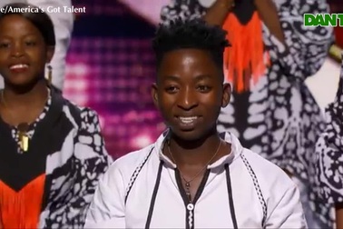 Dàn đồng ca mang cả Châu Phi đến trên sân khấu