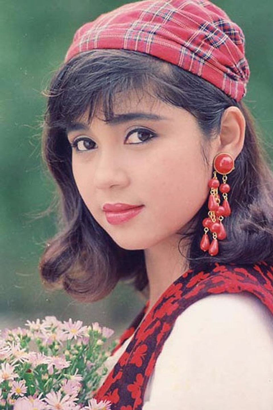 Việt Trinh hé lộ bức ảnh ngày trẻ xứng danh “Nữ hoàng ảnh lịch” - 8 Việt Trinh hé lộ bức ảnh ngày trẻ xứng danh “Nữ hoàng ảnh lịch” - 8