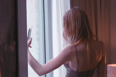 Cận cảnh vẻ xinh đẹp của Andreja Pejic