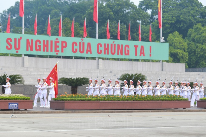 Lễ chào cờ sáng 2/9/2020 tại Quảng trường Ba Đình, trước Lăng Chủ tịch Hồ Chí Minh - Ảnh 10. Lễ chào cờ sáng 2/9/2020 tại Quảng trường Ba Đình, trước Lăng Chủ tịch Hồ Chí Minh - Ảnh 10.