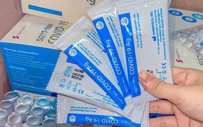 Lâm Đồng xử phạt chủ cửa hàng thực phẩm rao bán kit test nhanh Covid-19