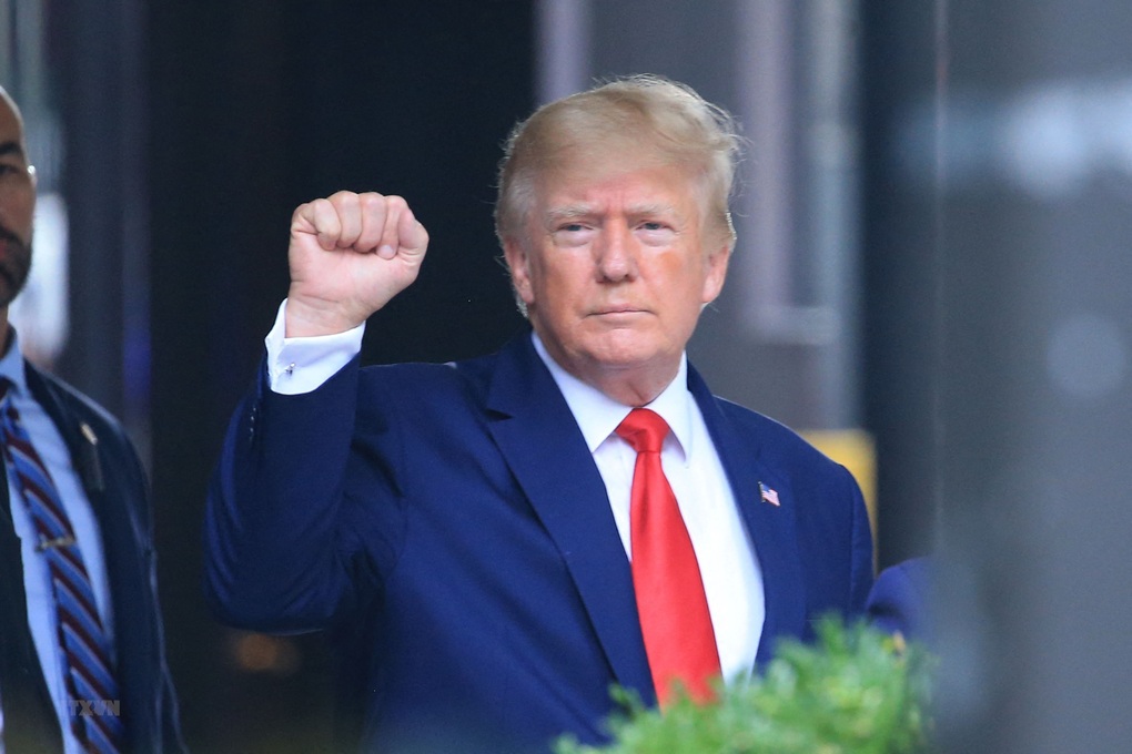 Ông Trump huy động 4 triệu USD trong 24 giờ sau khi bị truy tố - 1 Ông Trump huy động 4 triệu USD trong 24 giờ sau khi bị truy tố - 1