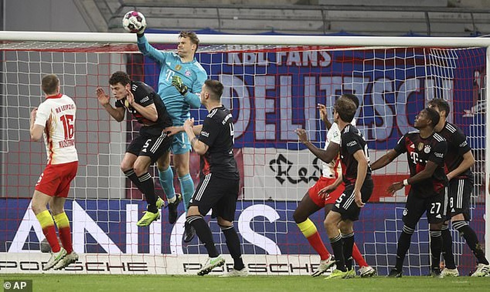 Bayern Munich tiến sát ngôi vô địch, Haaland bất lực cùng Dortmund - 1 Bayern Munich tiến sát ngôi vô địch, Haaland bất lực cùng Dortmund - 1