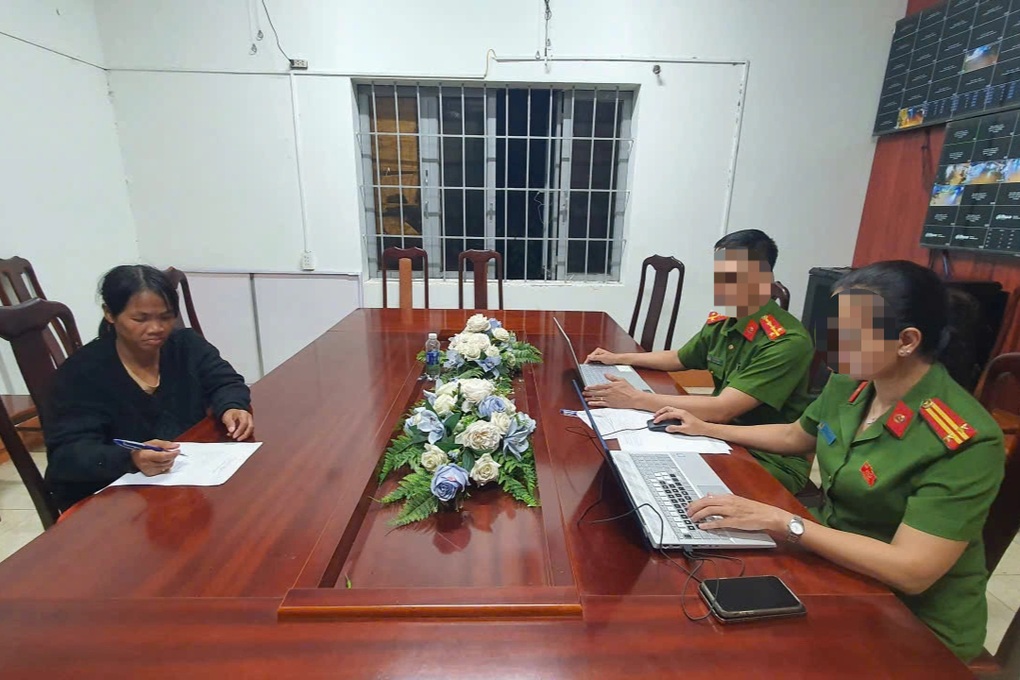 Vụ mẹ ném con trai xuống giếng: Tạm giữ hình sự người mẹ - 1