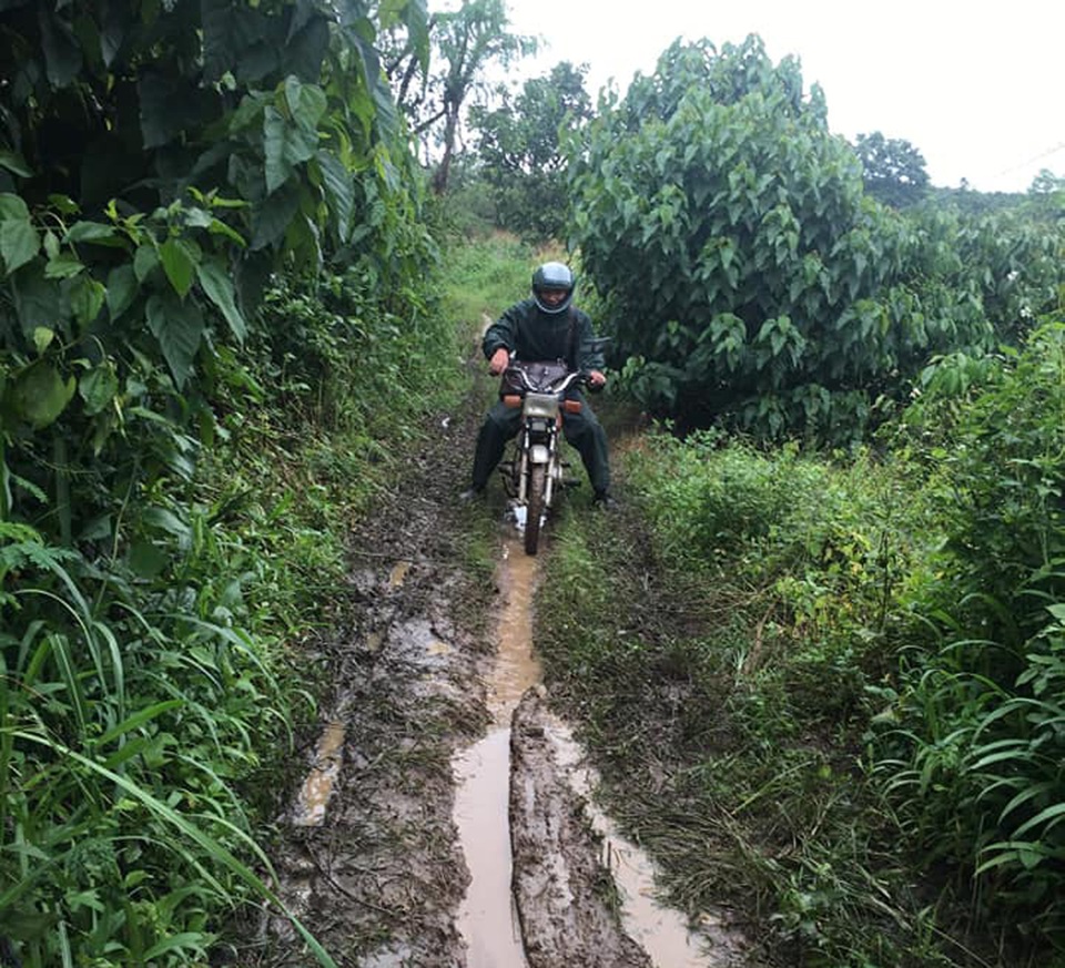 Chàng Trung úy quân đội có duyên nợ với những mảnh đời bất hạnh - 2 Chàng Trung úy quân đội có duyên nợ với những mảnh đời bất hạnh - 2