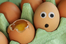 Nga gặp "lạm phát" giá trứng, Mỹ có nguy cơ theo sau