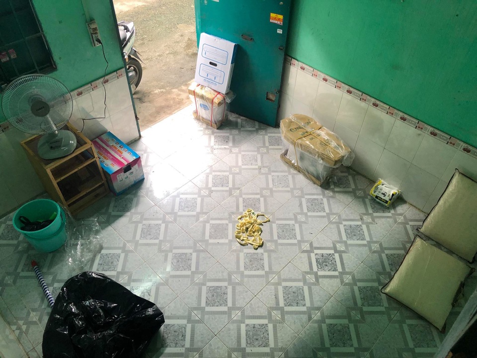 Thuê căn phòng trọ cũ, 9x Sài Gòn gây bất ngờ với màn lột xác ngoạn mục - 1 Thuê căn phòng trọ cũ, 9x Sài Gòn gây bất ngờ với màn lột xác ngoạn mục - 1