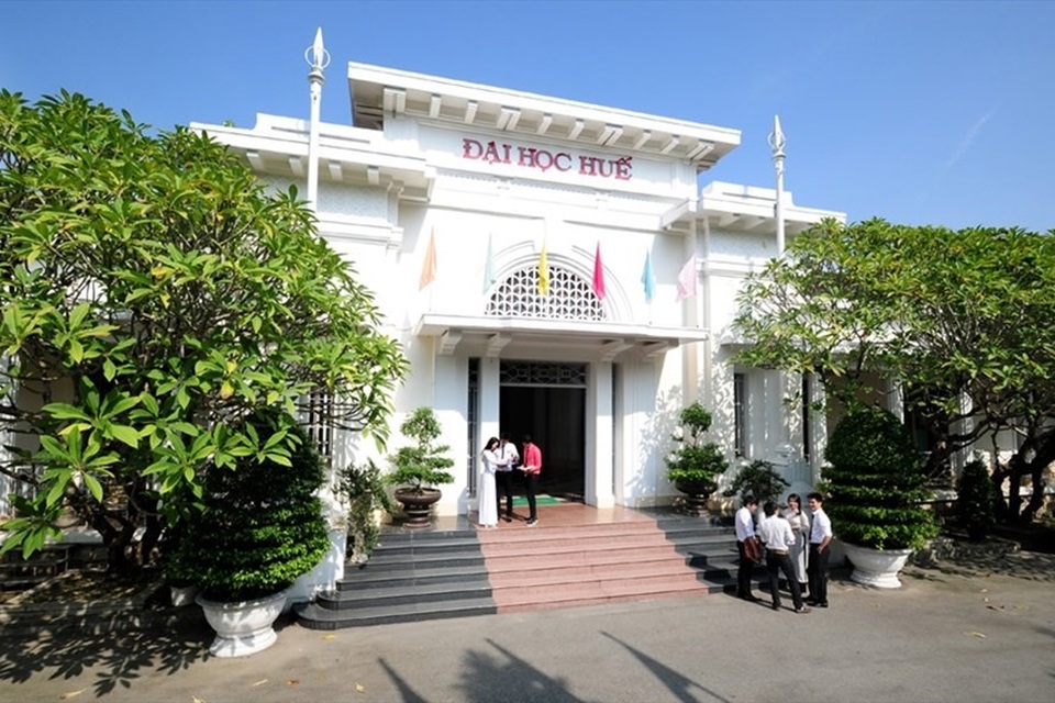 Đại học Huế bắt đầu nhận hồ sơ đăng ký xét tuyển theo phương thức học bạ - 1 Đại học Huế bắt đầu nhận hồ sơ đăng ký xét tuyển theo phương thức học bạ - 1