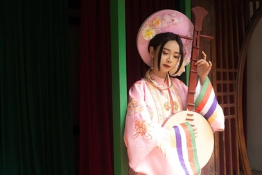 Yêu nét đẹp truyền thống, 9x mặc cổ phục, hóa thân thành thiếu nữ xưa