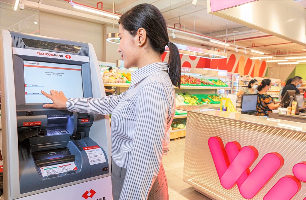 Techcombank cùng Masan cung ứng dịch vụ tài chính tại chuỗi cửa hàng WIN - 2 Techcombank cùng Masan cung ứng dịch vụ tài chính tại chuỗi cửa hàng WIN - 2