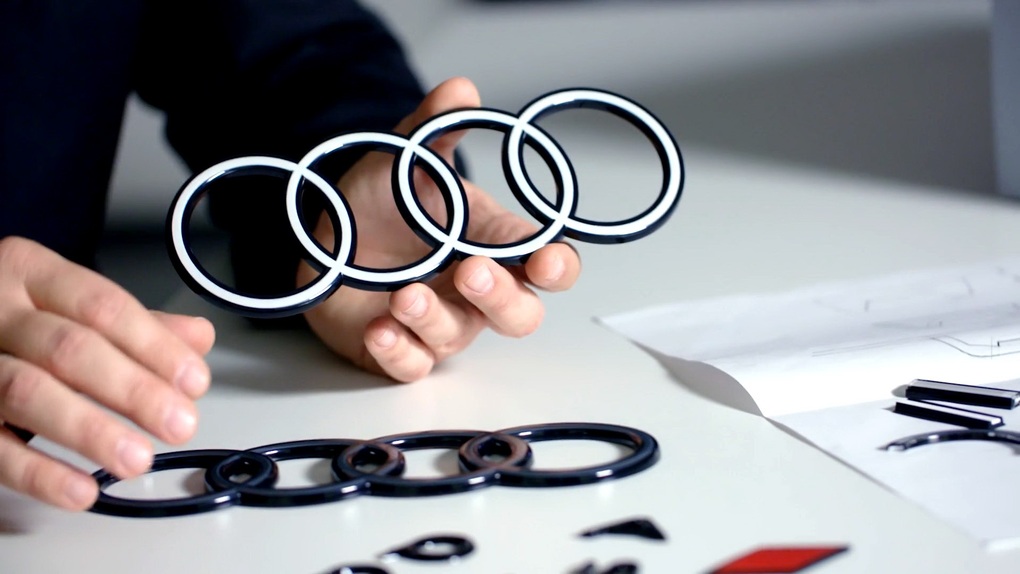 Audi thay đổi logo, vẫn là 4 vòng tròn nhưng hợp thời đại hơn - 1 Audi thay đổi logo, vẫn là 4 vòng tròn nhưng hợp thời đại hơn - 1