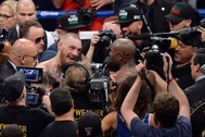 McGregor và Mayweather “bơi trong tiền” sau trận quyền anh thế kỷ