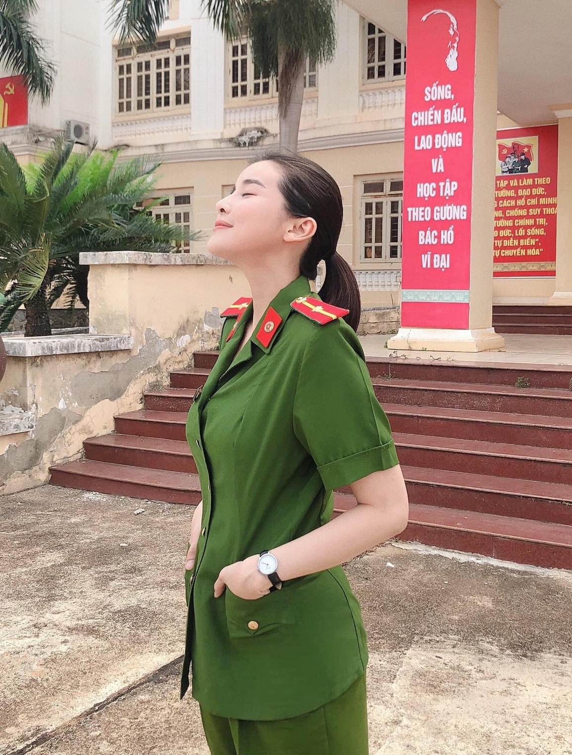 NSND Nguyễn Hải: Anh Trần Nhượng nói cứ nhìn mặt tôi đã ra chất đểu - 1 NSND Nguyễn Hải: Anh Trần Nhượng nói cứ nhìn mặt tôi đã ra chất đểu - 1