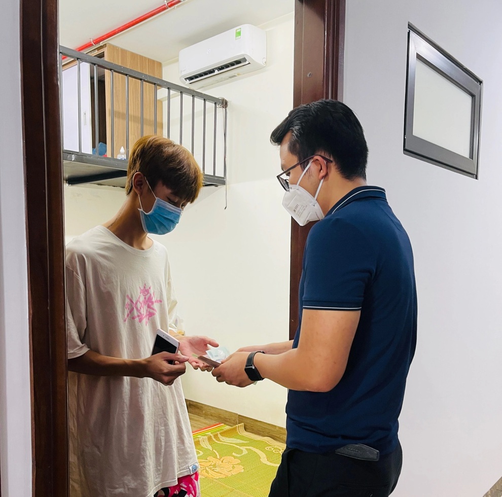 Hà Nội: Chàng trai 9x giúp đỡ người khó khăn chỗ ở miễn phí trong mùa dịch - 4 Hà Nội: Chàng trai 9x giúp đỡ người khó khăn chỗ ở miễn phí trong mùa dịch - 4