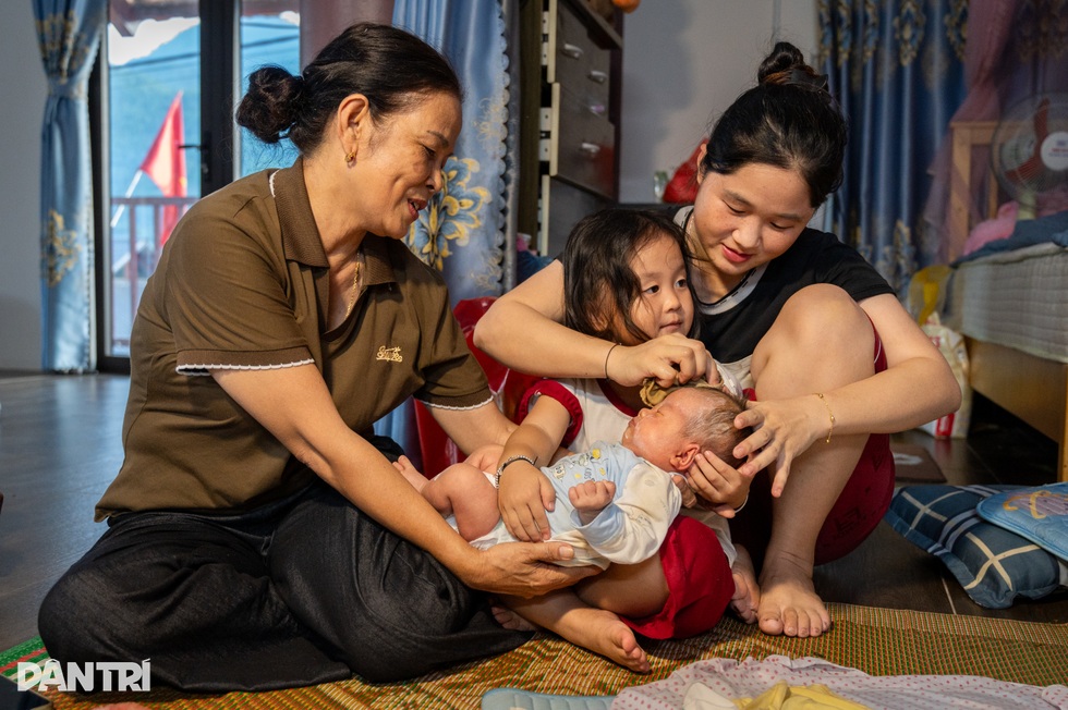 Làng Nủ sau bão: Từ nước mắt tang thương đến nụ cười hồi sinh - 1 Làng Nủ sau bão: Từ nước mắt tang thương đến nụ cười hồi sinh - 1