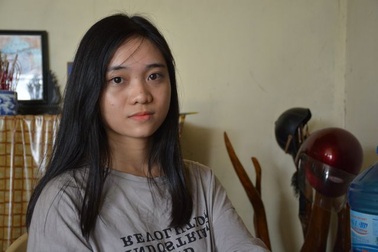 Nỗi lo của nữ sinh mồ côi mẹ đạt điểm 10 môn Lịch sử