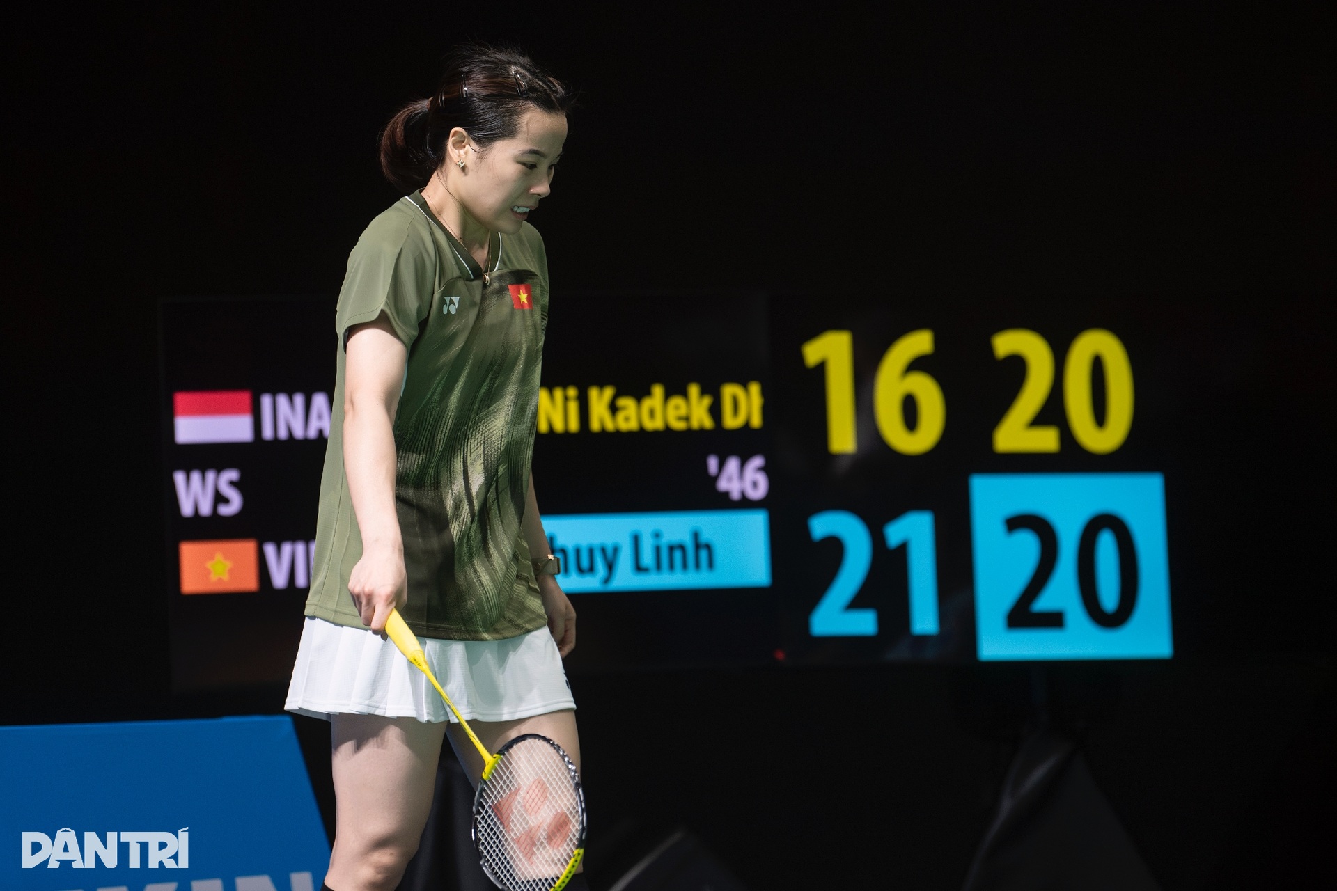 Pertandingan Nguyen Thuy Linh yang mengecewakan di SEA Games dengan skor 33-6. Trận đấu đáng quên của tay vợt Nguyễn Thùy Linh tại SEA Games 33 - 6