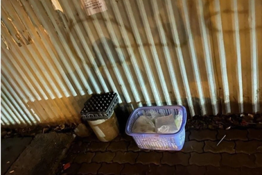 Mẹ đơn thân bỏ rơi cặp song sinh ven đường Vành đai 3