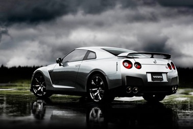 Carlex Design làm đẹp cho lực sỹ Nissan GT-R