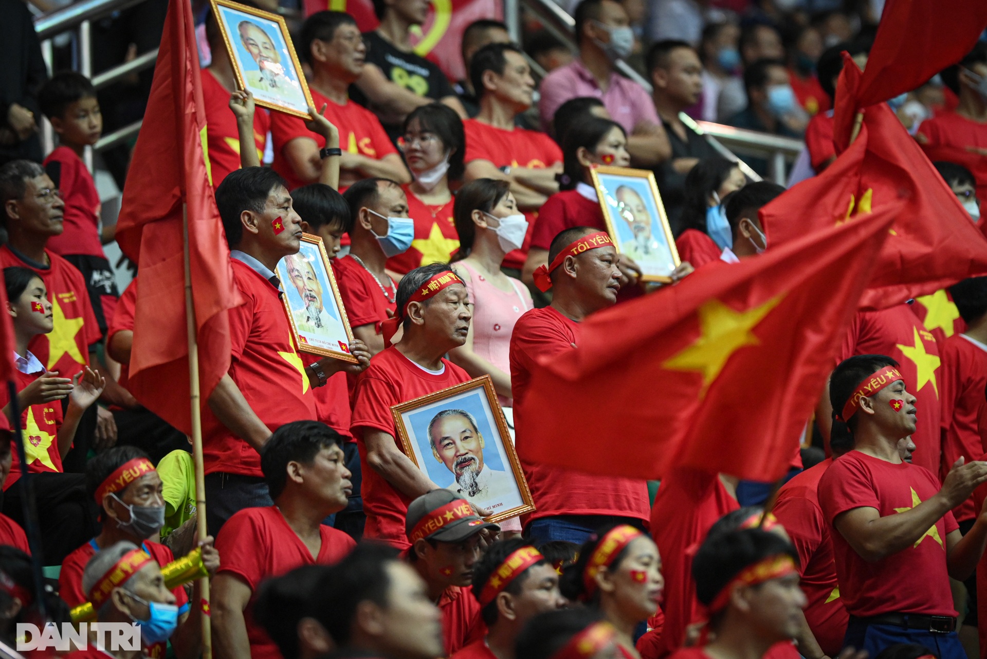 Thắng futsal Việt Nam, cầu thủ Thái Lan nhảy múa, ăn mừng đầy phấn khích - 7 Thắng futsal Việt Nam, cầu thủ Thái Lan nhảy múa, ăn mừng đầy phấn khích - 7