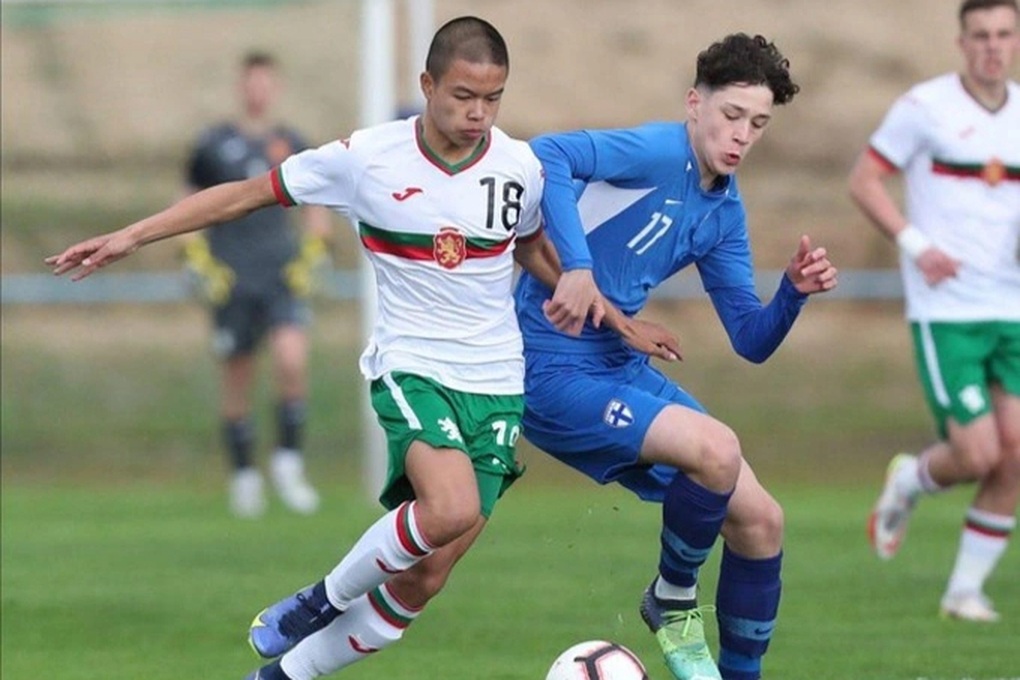 Refusing Bulgaria to choose Vietnam, overseas Vietnamese star speaks the truth - 2 Từ chối Bulgaria, chọn tuyển Việt Nam, sao Việt kiều nói lời thật lòng - 2