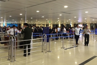 Sân bay Tân Sơn Nhất thông thoáng trong những chuyến bay đêm