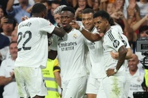 Mbappe lập cú đúp, Real Madrid đánh bại Betis