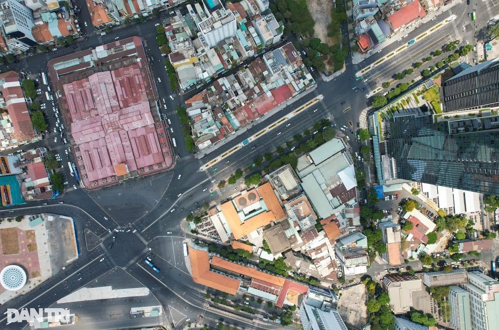 Điều chỉnh giao thông đường Lê Lợi ở trung tâm TPHCM trong 16 ngày - 1 Điều chỉnh giao thông đường Lê Lợi ở trung tâm TPHCM trong 16 ngày - 1