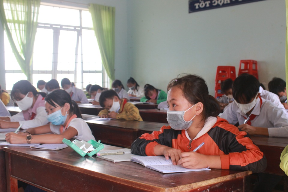 Chương trình giảm nghèo bền vững đã làm thay đổi bộ mặt nông thôn - 3 Chương trình giảm nghèo bền vững đã làm thay đổi bộ mặt nông thôn - 3