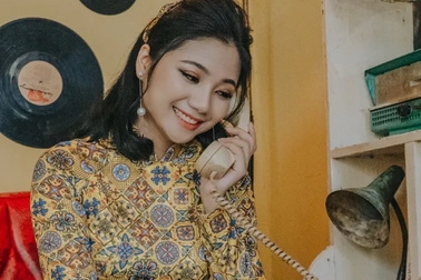 Hậu chia tay bạn trai quen trên show hẹn hò, nữ quân nhân hóa “cô ba Sài Gòn” đằm thắm