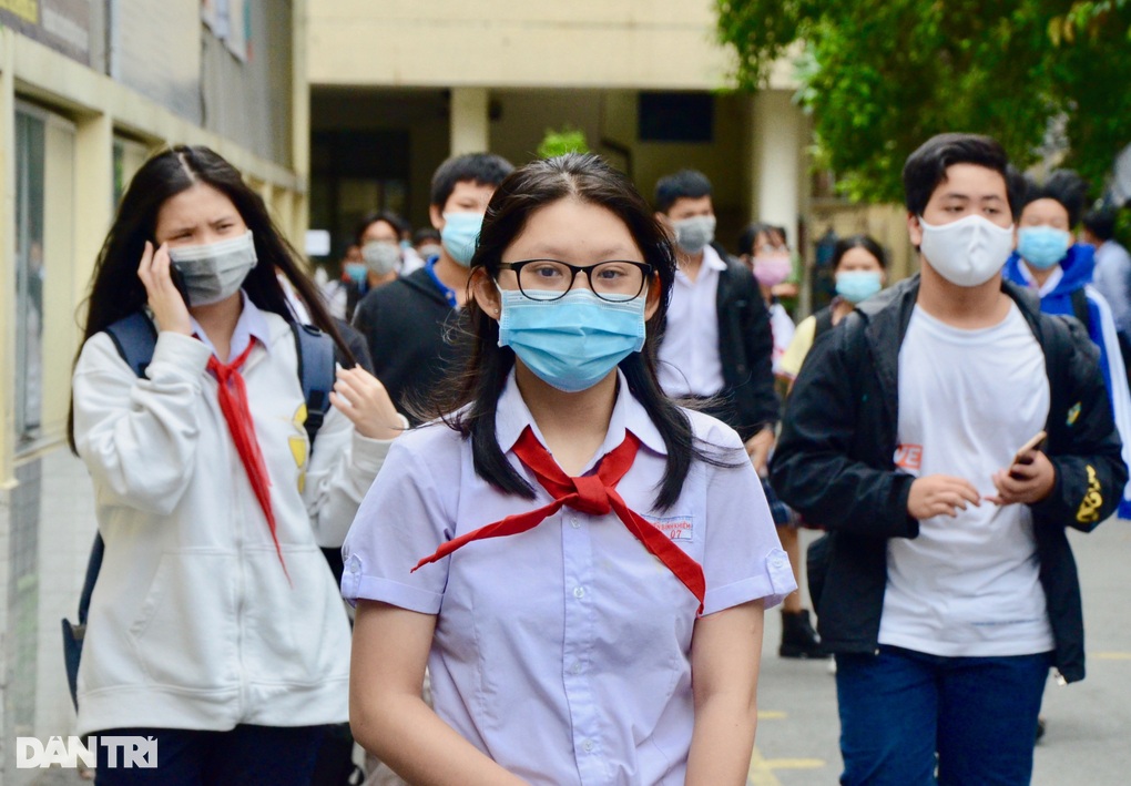 Nếu không đậu lớp 10 công lập, học sinh TPHCM học ở đâu? - 1 Nếu không đậu lớp 10 công lập, học sinh TPHCM học ở đâu? - 1