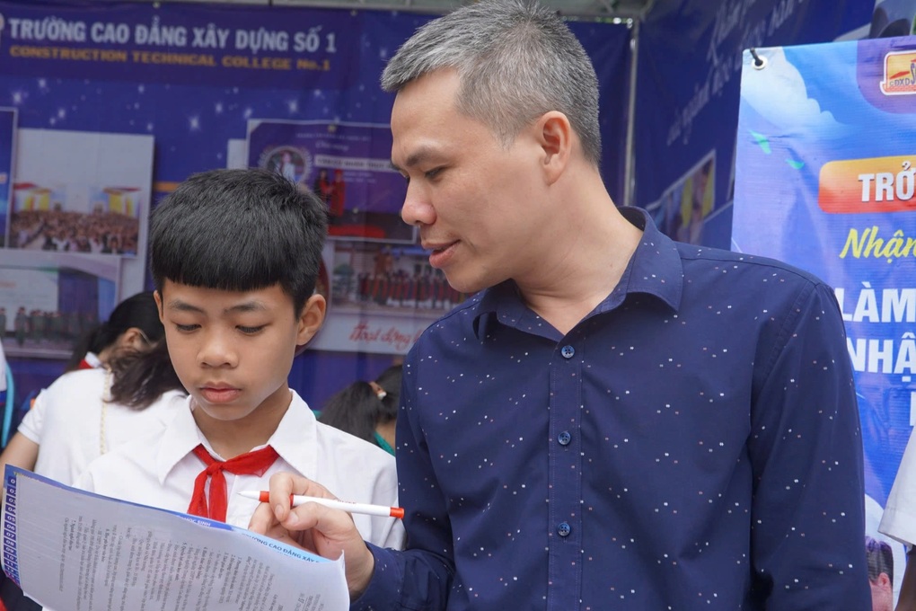 Universities with too low entrance scores, coal vocational schools lose recruitment opportunities - 1 Đại học lấy điểm đầu vào quá thấp, trường nghề than mất cơ hội tuyển sinh - 1