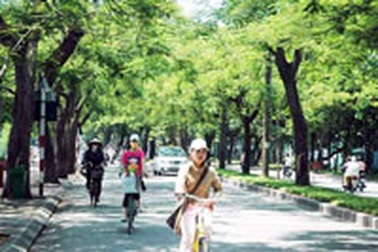 Ai đã đặt tên đường Thanh Niên, Hà Nội?