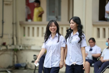 Phổ điểm thi tốt nghiệp THPT 2025: Hơn 500 thí sinh đạt điểm 10 toán