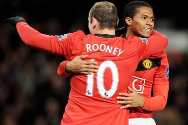 Ferguson: "Rooney sẽ  trở thành huyền thoại của MU"