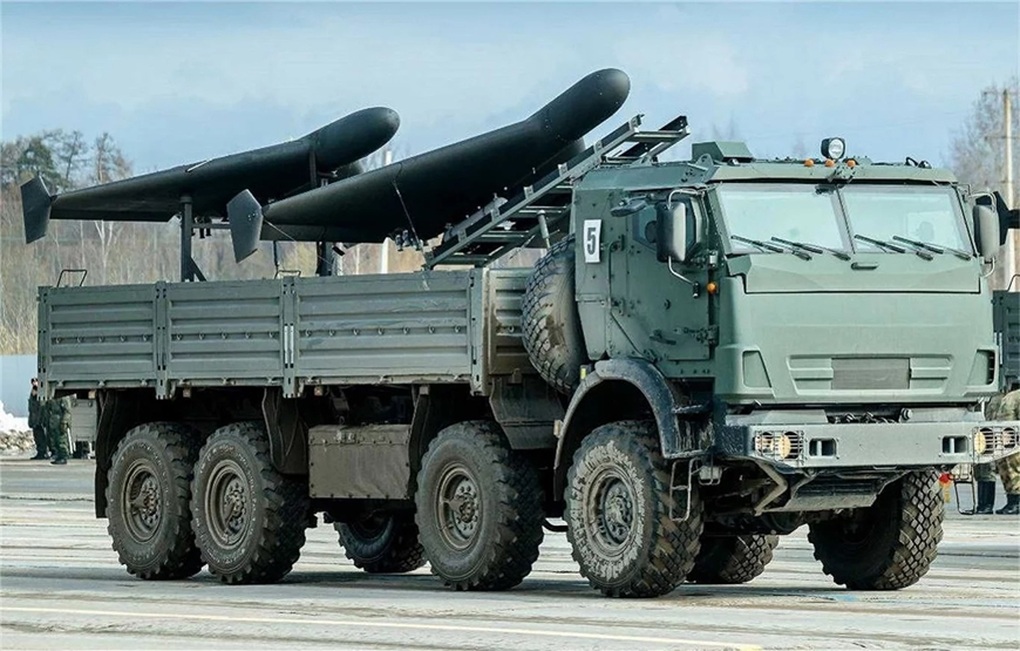 Cuộc đua khốc liệt về vũ khí đặc biệt, Nga luôn đi trước Ukraine và NATO - 2