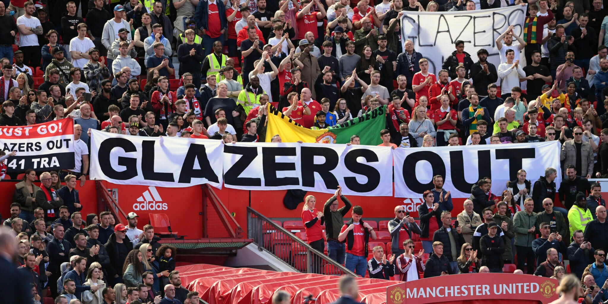 Khoản đầu tư của Jim Ratcliffe có ý nghĩa thế nào đến số phận Man Utd? - 2 Khoản đầu tư của Jim Ratcliffe có ý nghĩa thế nào đến số phận Man Utd? - 2