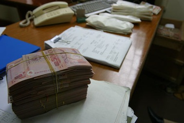 Moody's: Nợ xấu của Việt Nam chiếm ít nhất 15% tổng tài sản ngân hàng