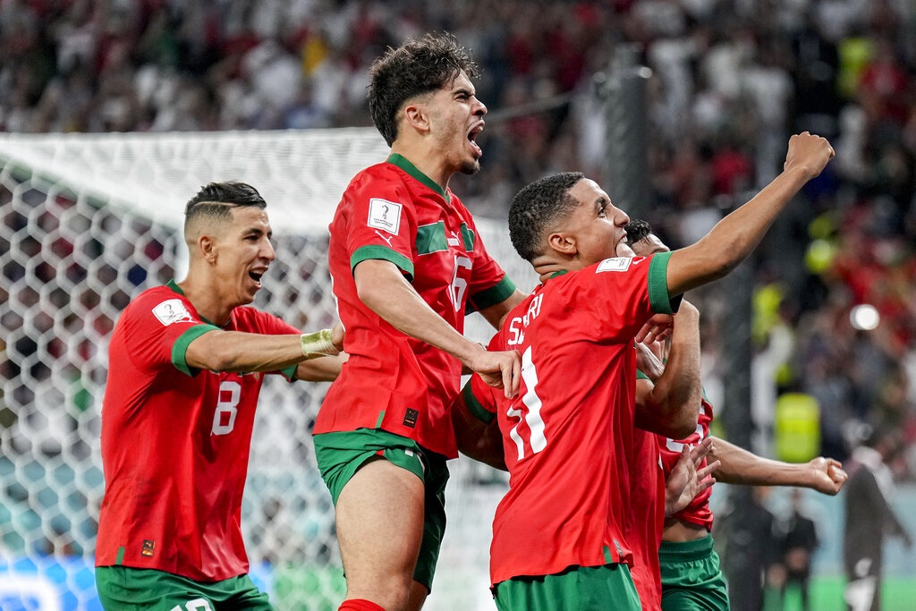 Tây Ban Nha sa lầy trên sa mạc Sahara và dũng khí của người Morocco - 4 Tây Ban Nha sa lầy trên sa mạc Sahara và dũng khí của người Morocco - 4