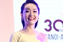 Tài sắc học sinh chuyên Hà Nội - Amsterdam hội ngộ