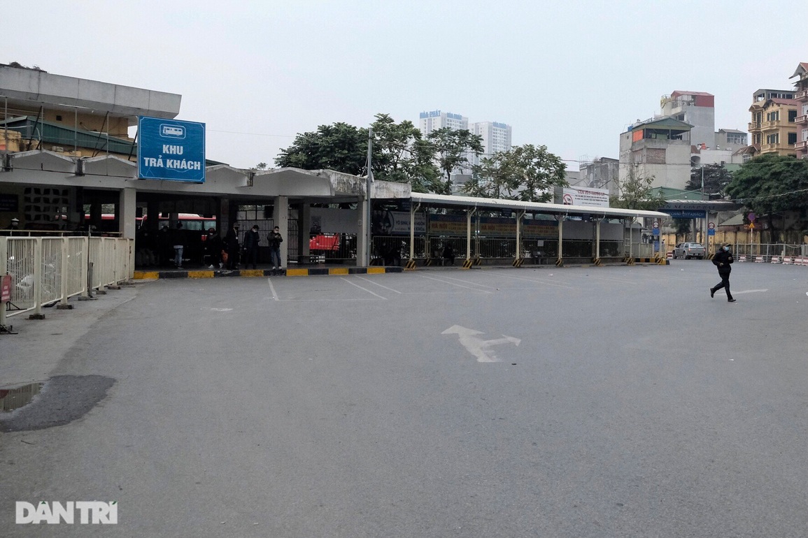 Đường vành đai 3 ùn tắc khi người dân đổ về Hà Nội trong ngày cuối nghỉ Tết - 12 Đường vành đai 3 ùn tắc khi người dân đổ về Hà Nội trong ngày cuối nghỉ Tết - 12